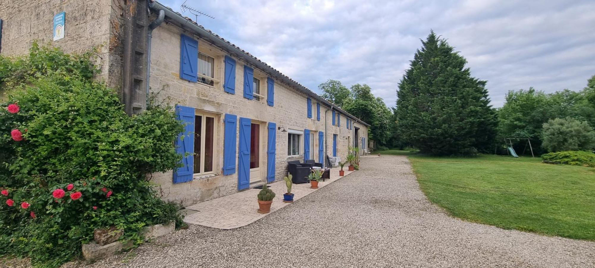 Chambres D'Hotes Entre Niort Et Marais Poitevin Bessines Zewnętrze zdjęcie
